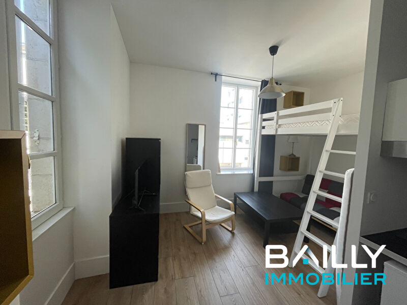 Photo Immeuble de rapport La Roche Sur Yon 15 appartements 490 m2 image 3/6