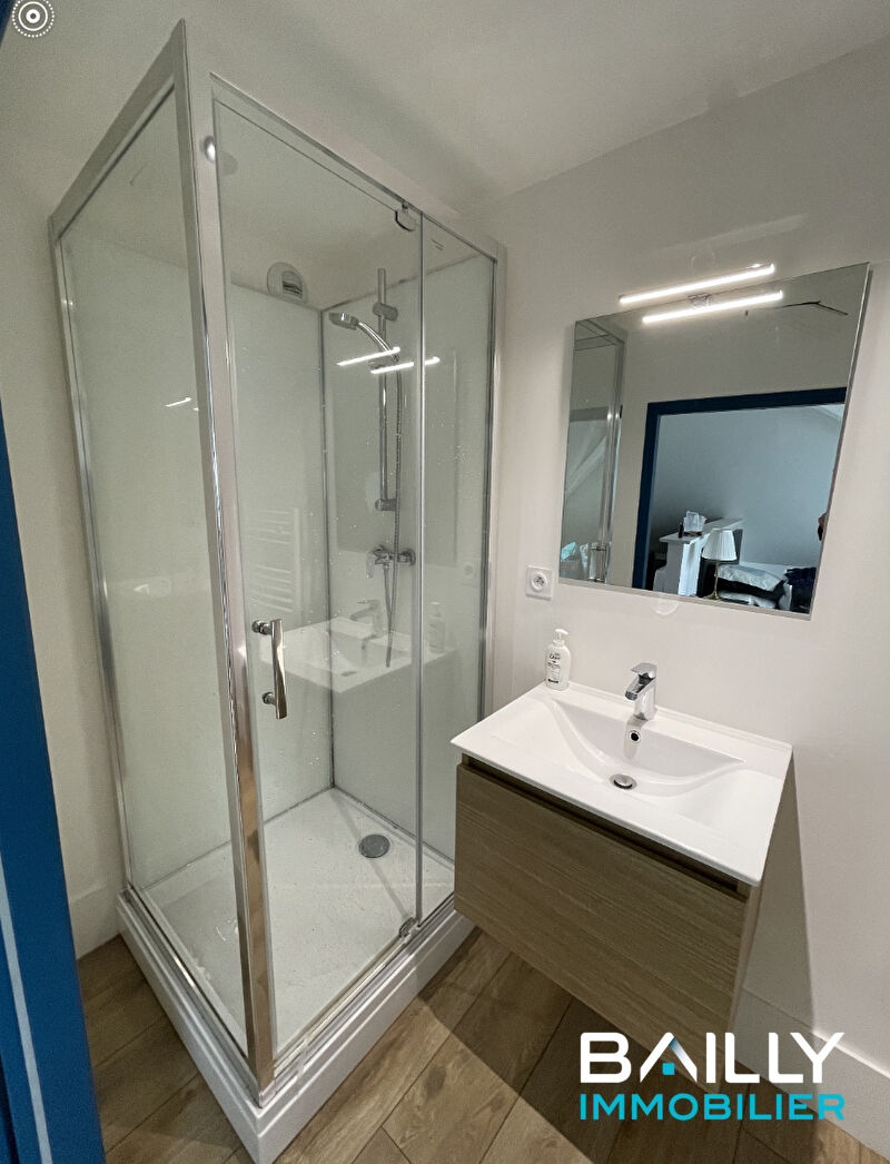 Photo Immeuble de rapport La Roche Sur Yon 15 appartements 490 m2 image 5/6