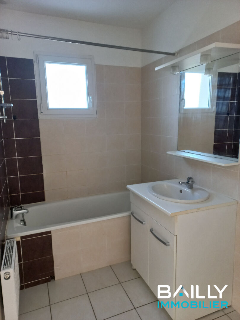 Photo Maison La Roche Sur Yon 4 pièce(s) 88 m2 image 5/6