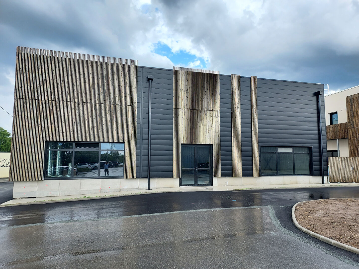 Photo Local commercial La Roche Sur Yon 422 m2 image 3/3