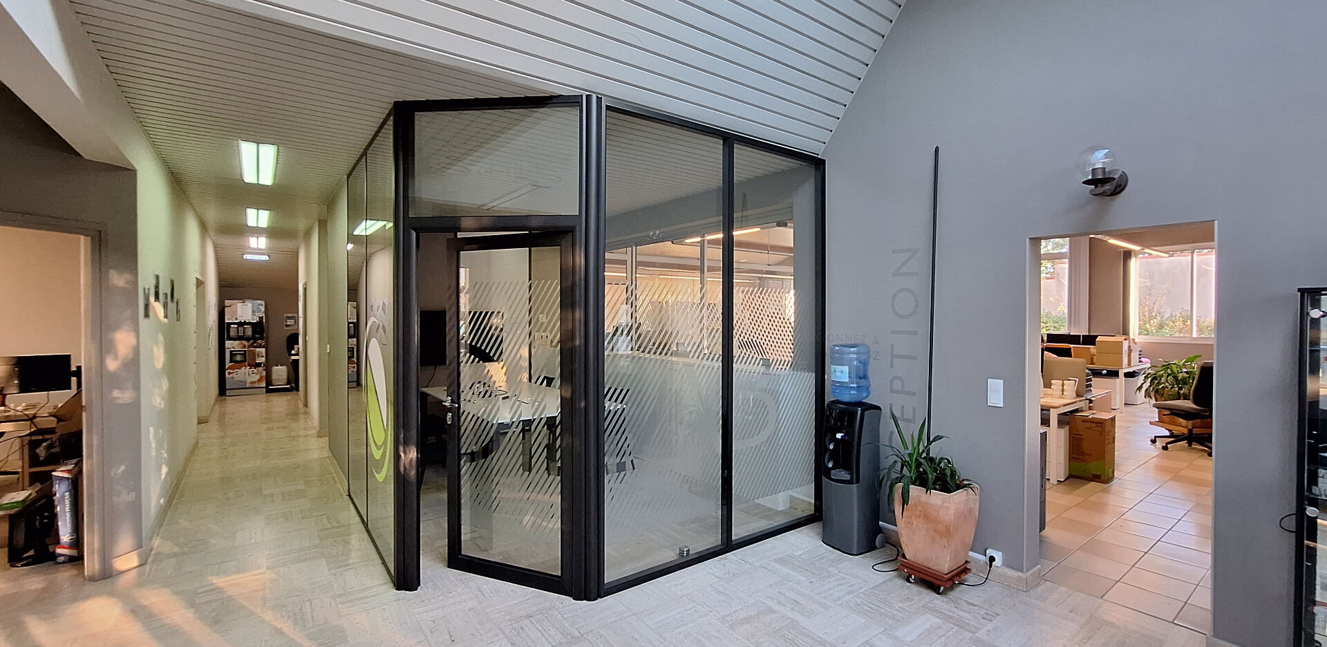 Photo Local commercial L Herbergement 4750 m2 image 3/6