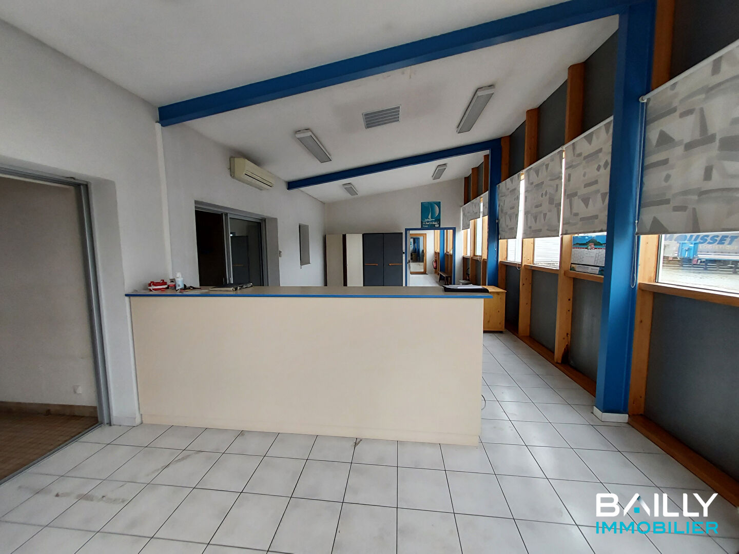 Local commercial La Gaubretiere 294 m2