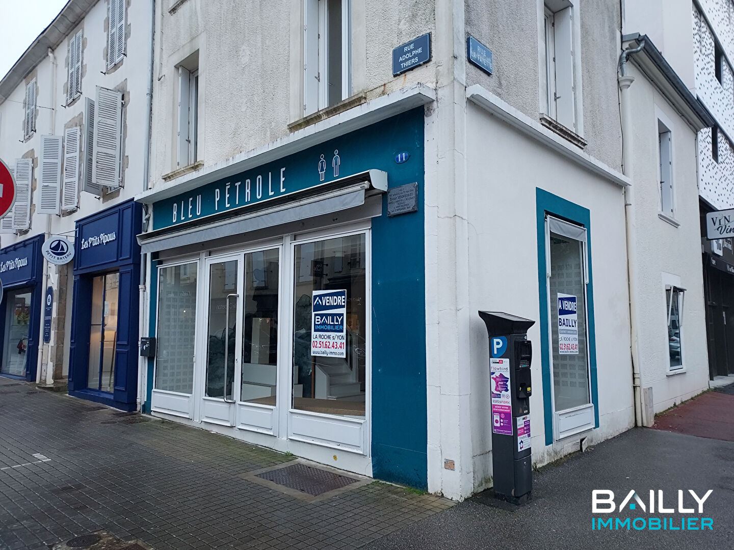 Photo Immeuble La Roche Sur Yon 124 m2 image 1/4