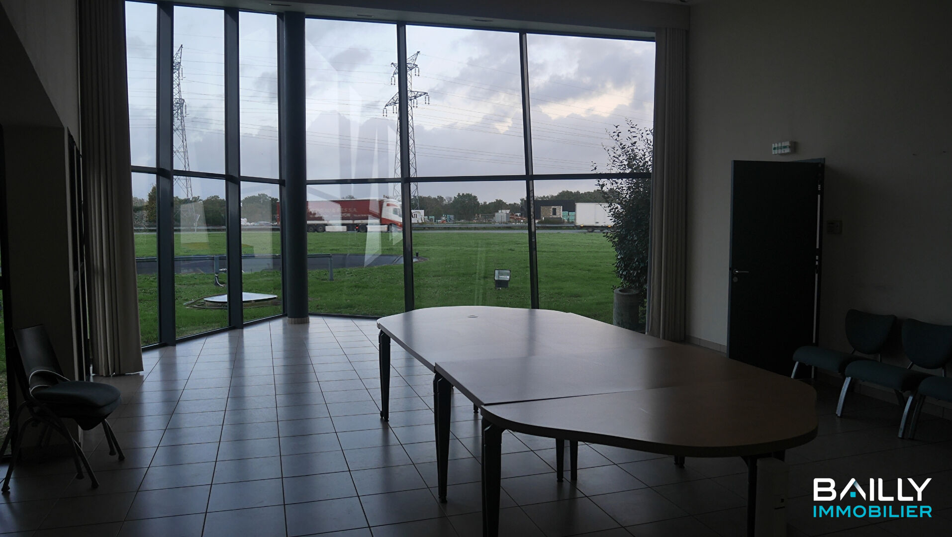 Photo Bureaux Belleville Sur Vie 215.70 m2 image 4/4