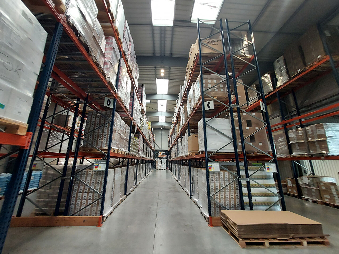 Photo Local d'activité La Chapelle Achard 1100 m2 image 2/3