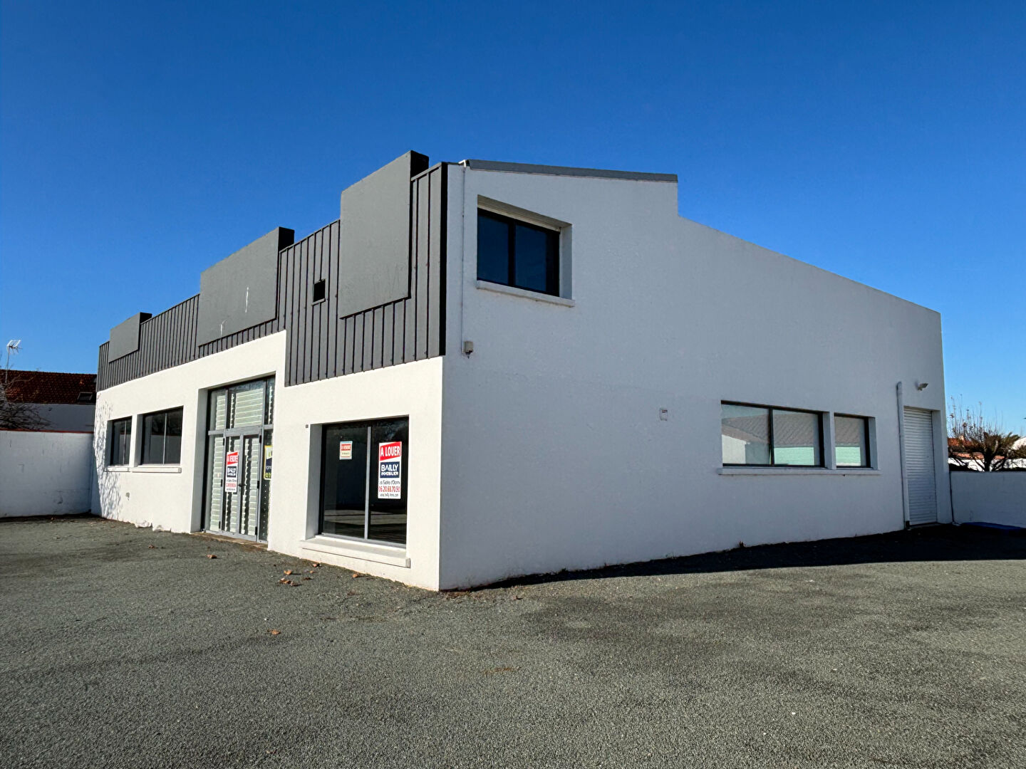 Local commercial Jard Sur Mer 345 m2