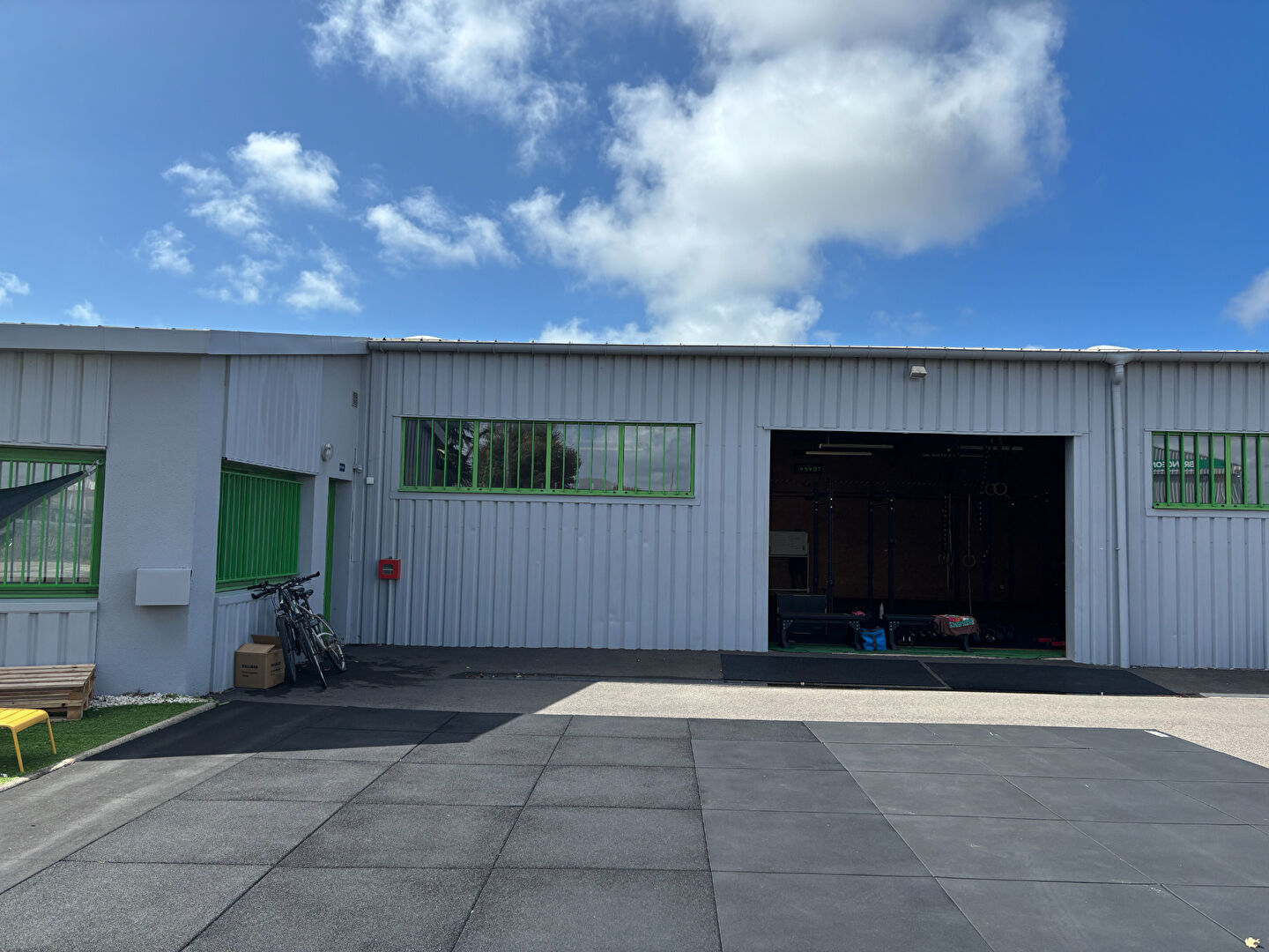 Photo Local d'activité Les Sables D Olonne 260 m2 image 1/3