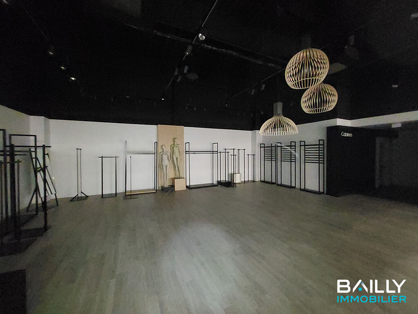 Local commercial 188 m² LA ROCHE SUR YON ? Centre Commercial BELLEVUE (Route de Nantes)