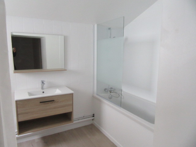 Photo Appartement La Roche sur Yon 2 pièces, 47 m² image 4/5