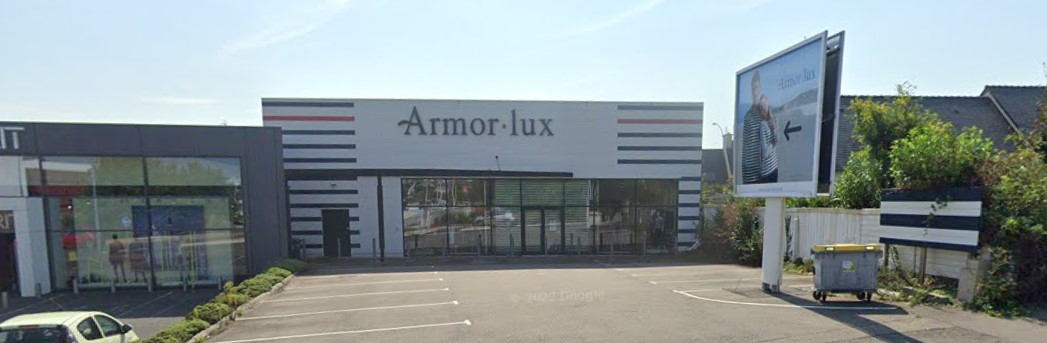 LOCAL COMMERCIAL GUIPAVAS A LOUER