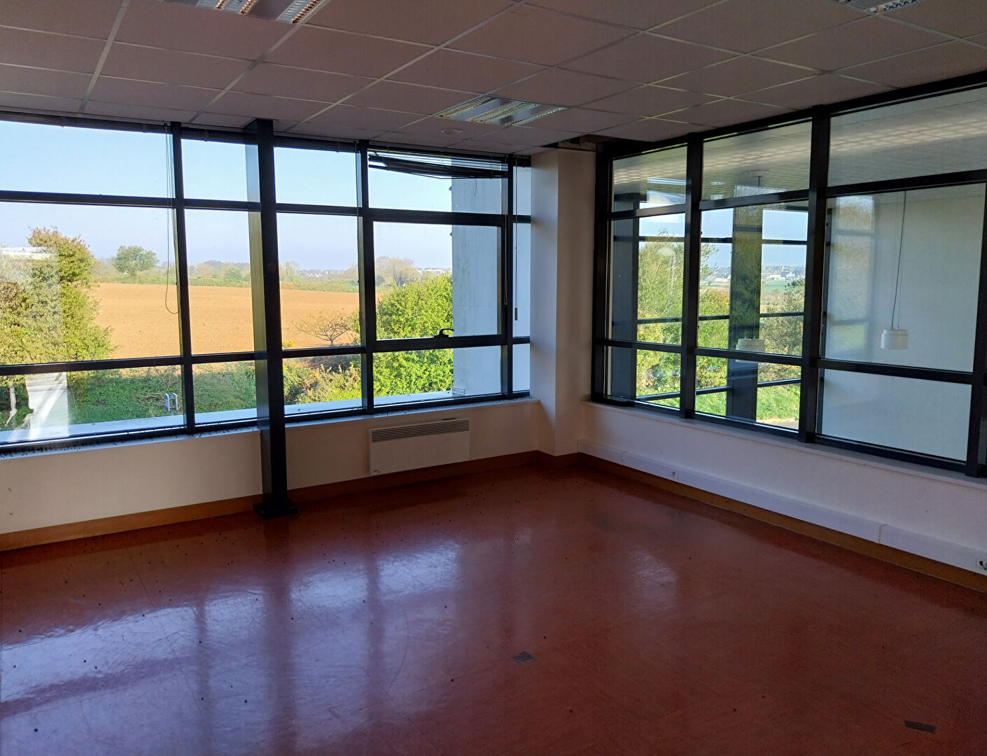 Visuel 13 de l'annonce : A LOUER - TECHNOPOLE PLOUZANE - BUREAUX