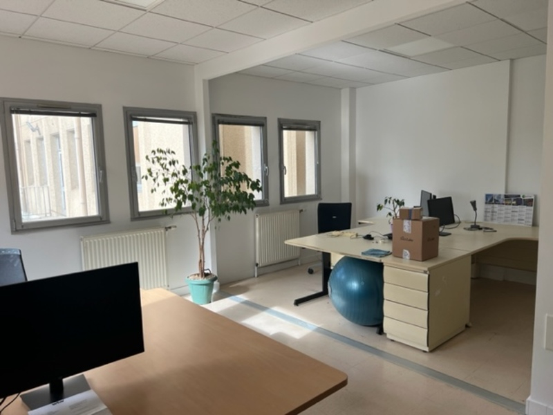 Visuel 1 de l'annonce : BUREAU GOUESNOU KERGARADEC A LOUER