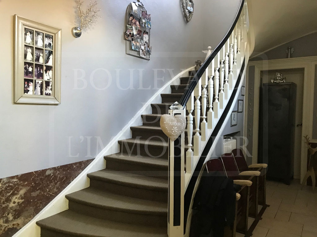 Maison Mouvaux 8 pièce(s) 241 m2