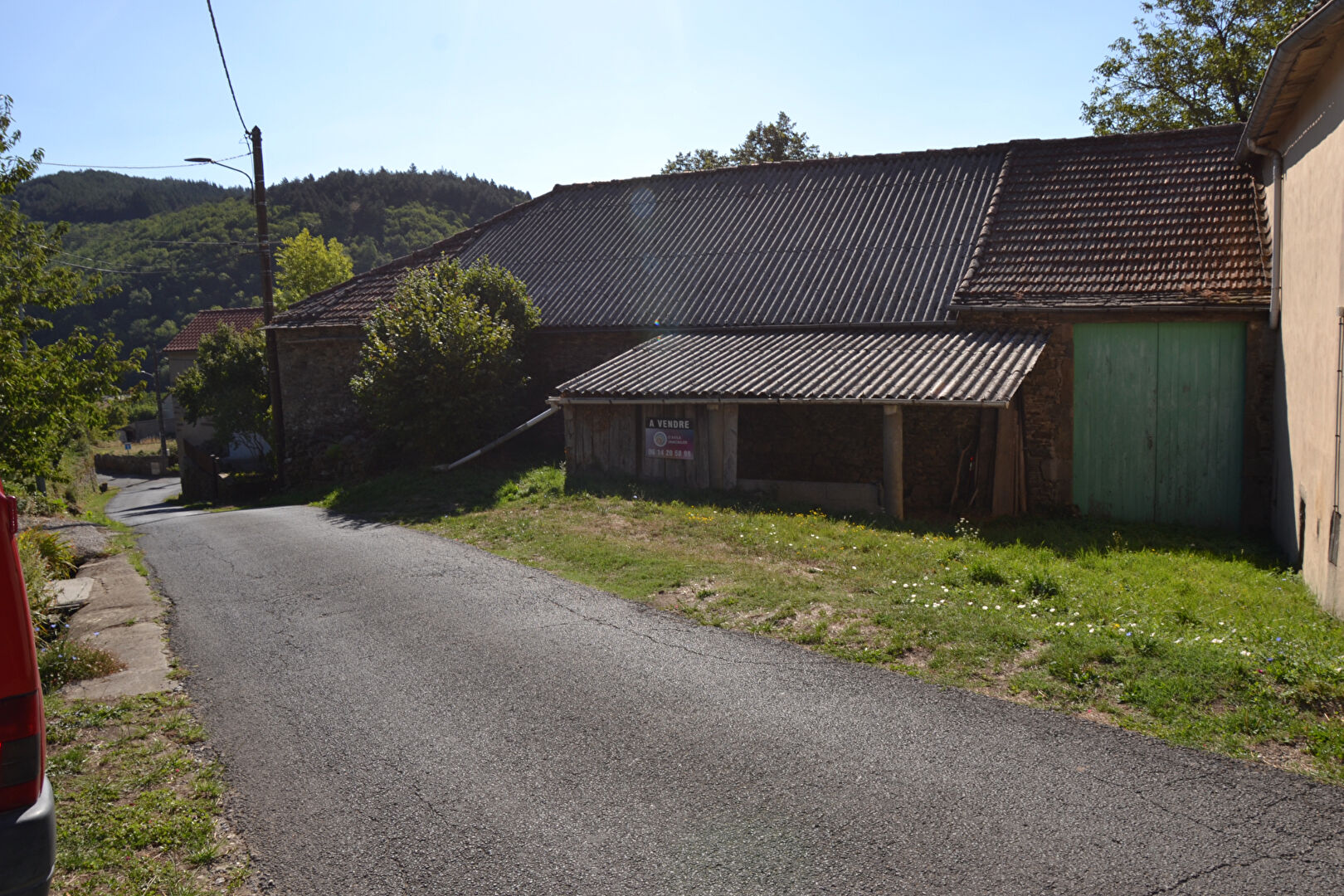 Photo Courniou parc du haut Languedoc bâtisse ancienne de 200m² avec terrain de 510 m² image 5/6
