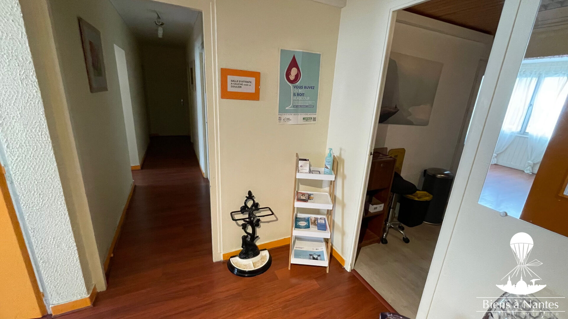 Photo MURS COMMERCIAUX DE 97m² image 3/6