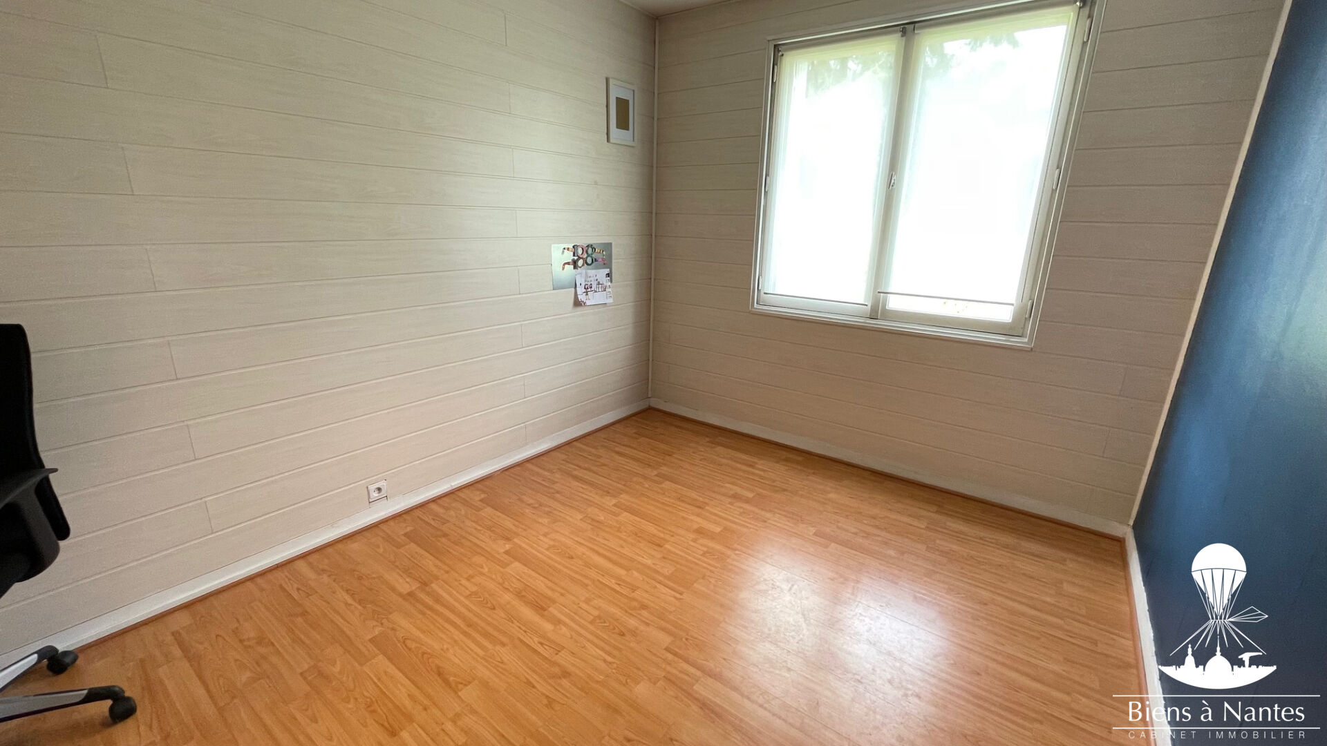 Photo MURS COMMERCIAUX DE 97m² image 4/6