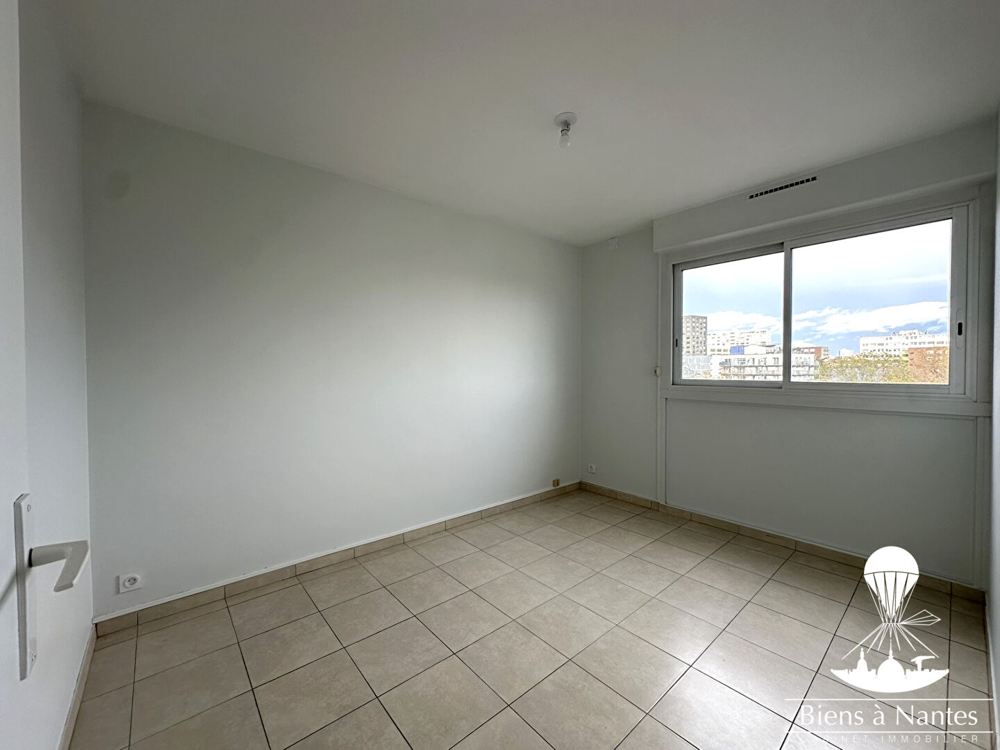 Photo Appartement WATTIGNIES 3 pièces 67 m2 image 5/6