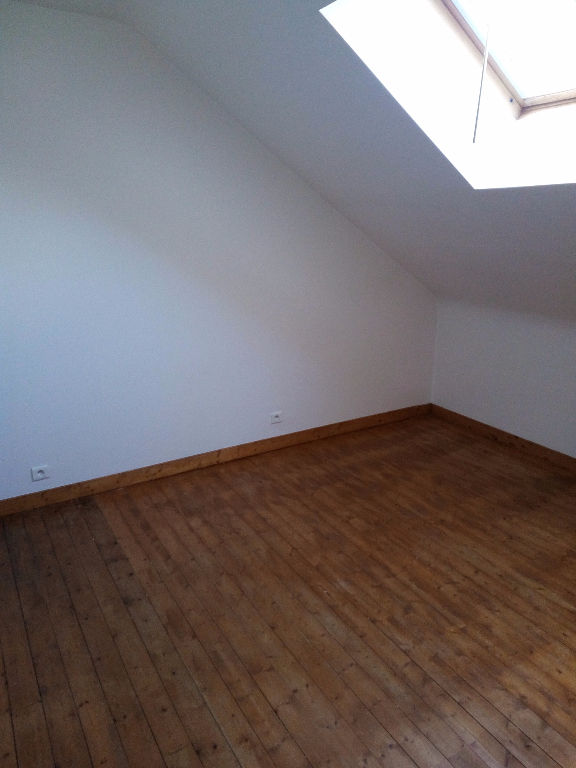 Photo LA MONTAGNE - Charmante maison avec 1 chambre, 1 bureau et très grande cave image 5/6