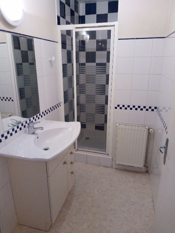 Photo LA MONTAGNE - Charmante maison avec 1 chambre, 1 bureau et très grande cave image 6/6