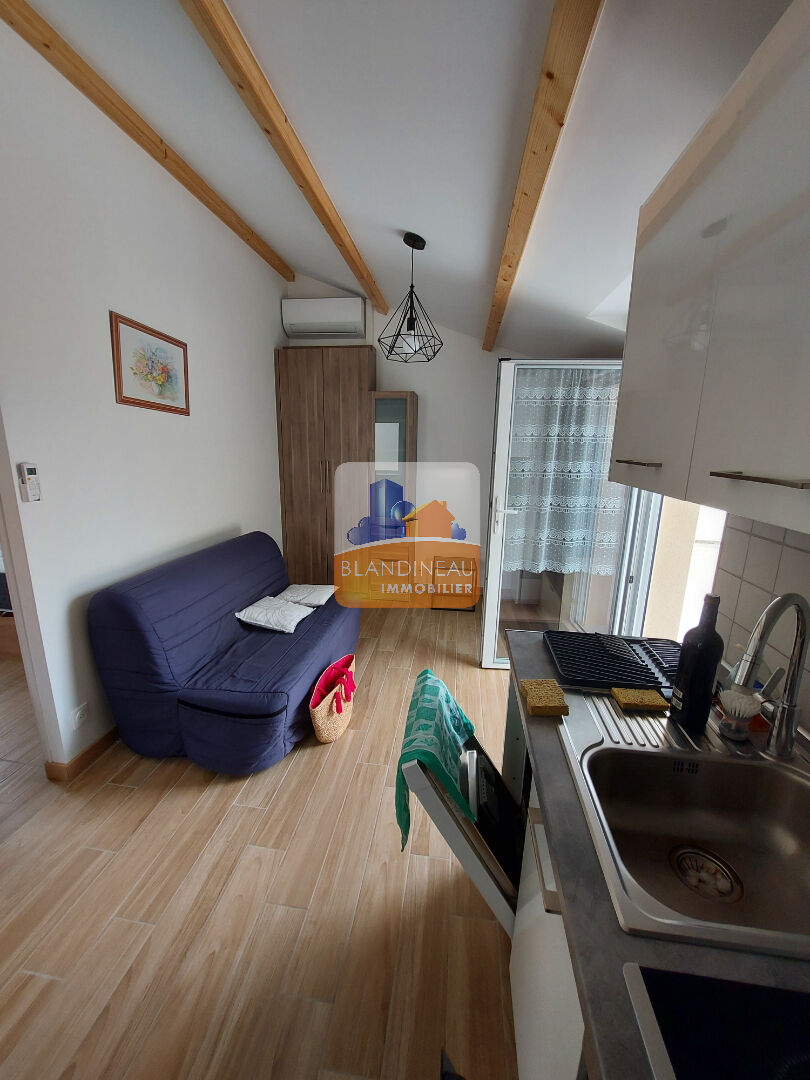 Photo Charmante maisonnette récente et meublée - BRAINS image 4/6