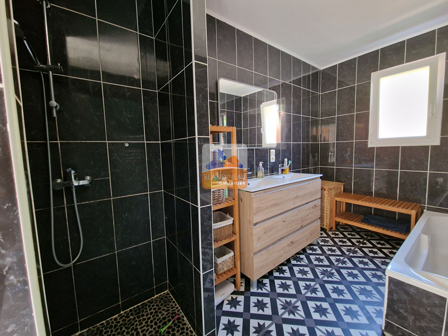 Photo BOUGUENAIS BOURG 4 CHAMBRES image 5/6