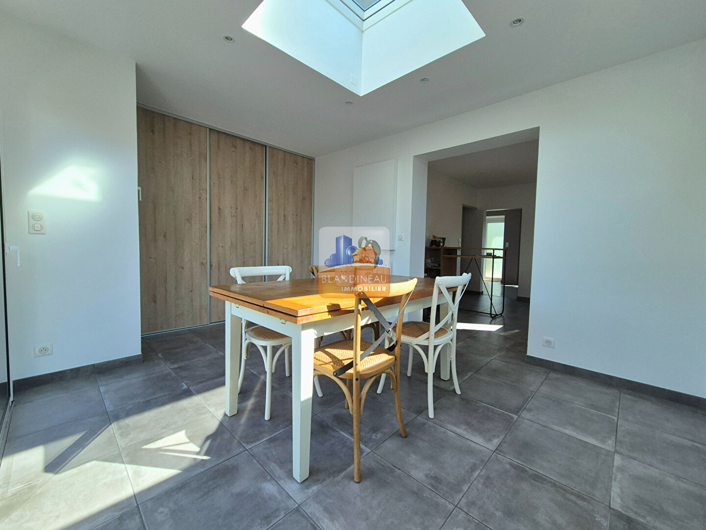 Photo MAISON BOUGUENAIS LES COUETS - 3 CH + BUREAU - 600 m² parcelle image 2/6