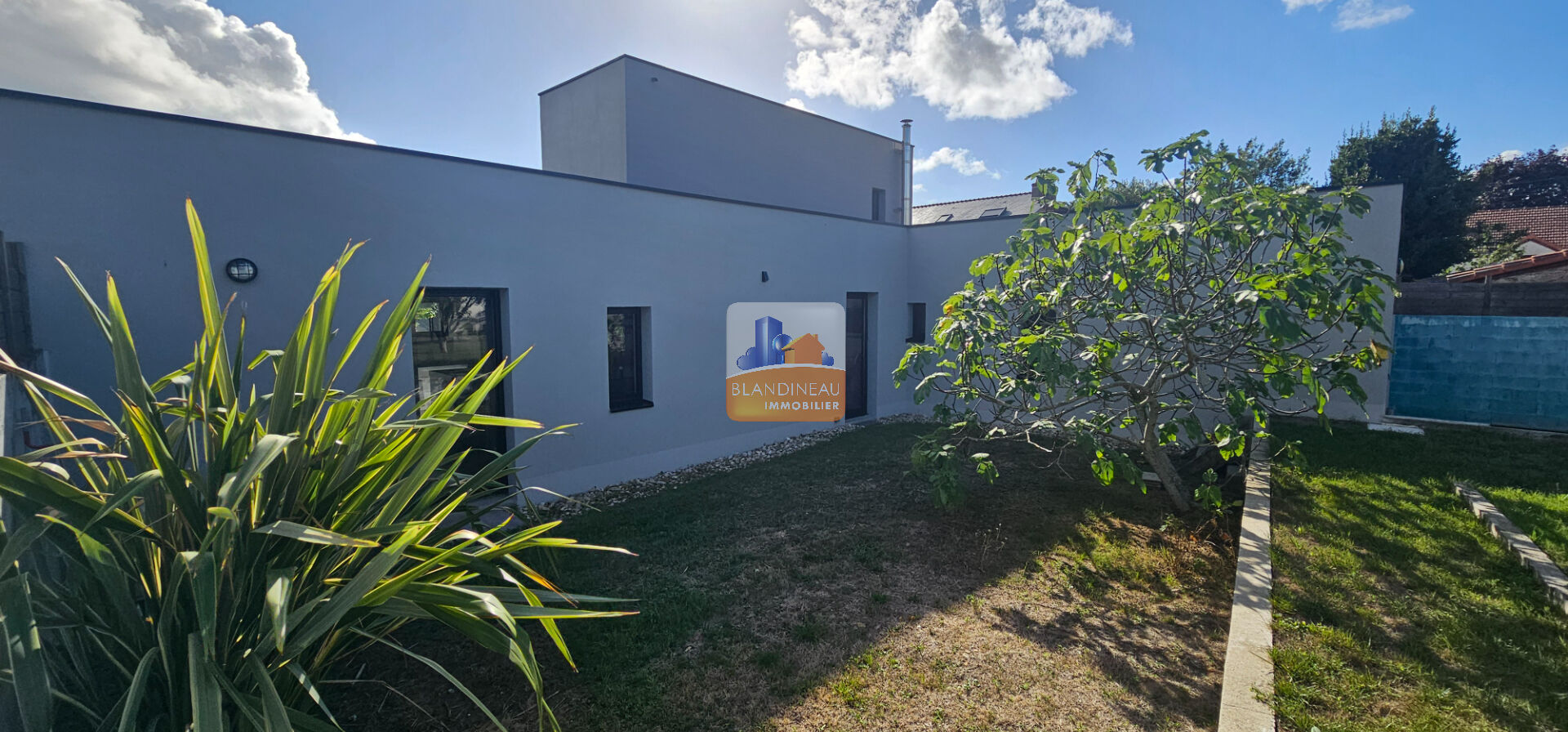 LA MONTAGNE PLEIN CENTRE, CONTEMPORAINE  DE 2010, 150 M² HABITABLES