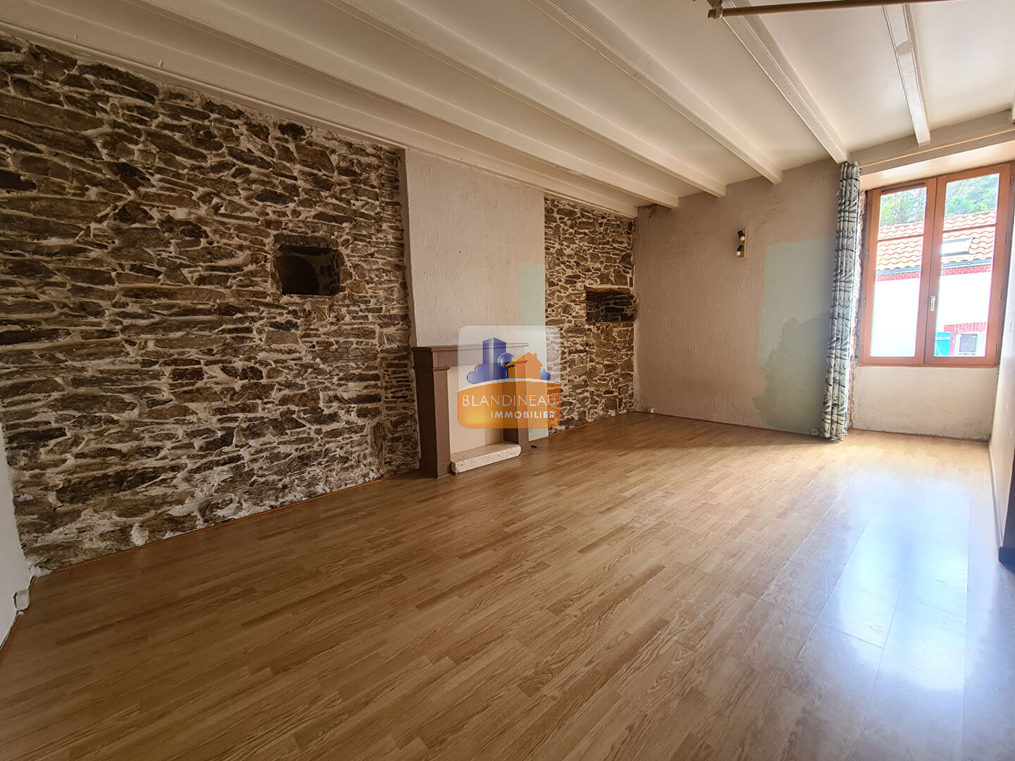 Agence immobilière de Blandineau Immobilier - TRANSACTION  - LA MONTAGNE