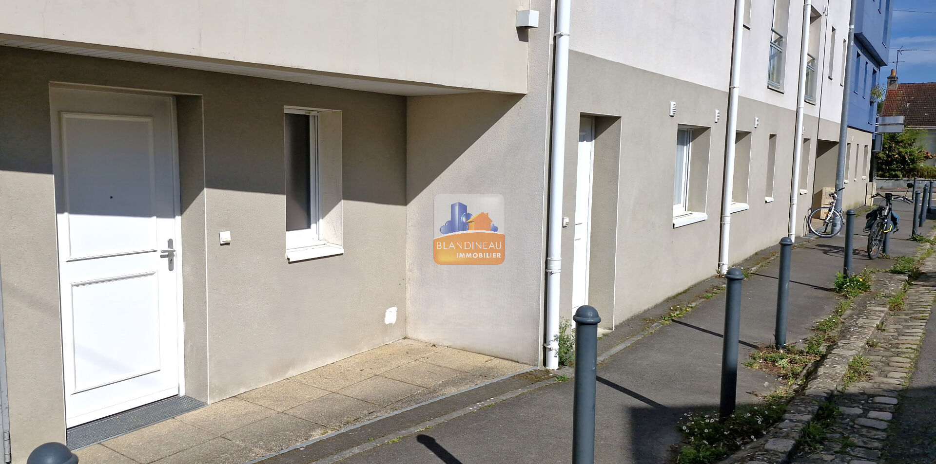 Photo NANTES SUD T3 AVEC ENTRÉE PRIVATIVE D'ENVIRON 63 M² image 3/6