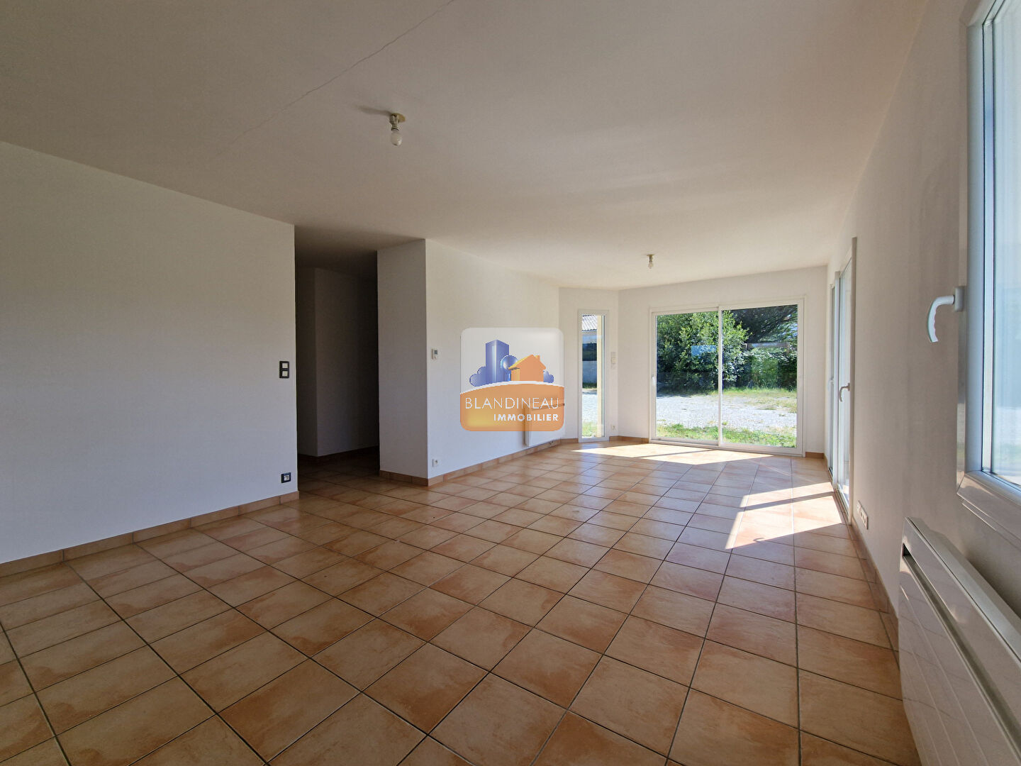 BOUGUENAIS BOURG MAISON PP 3 CHAMBRES