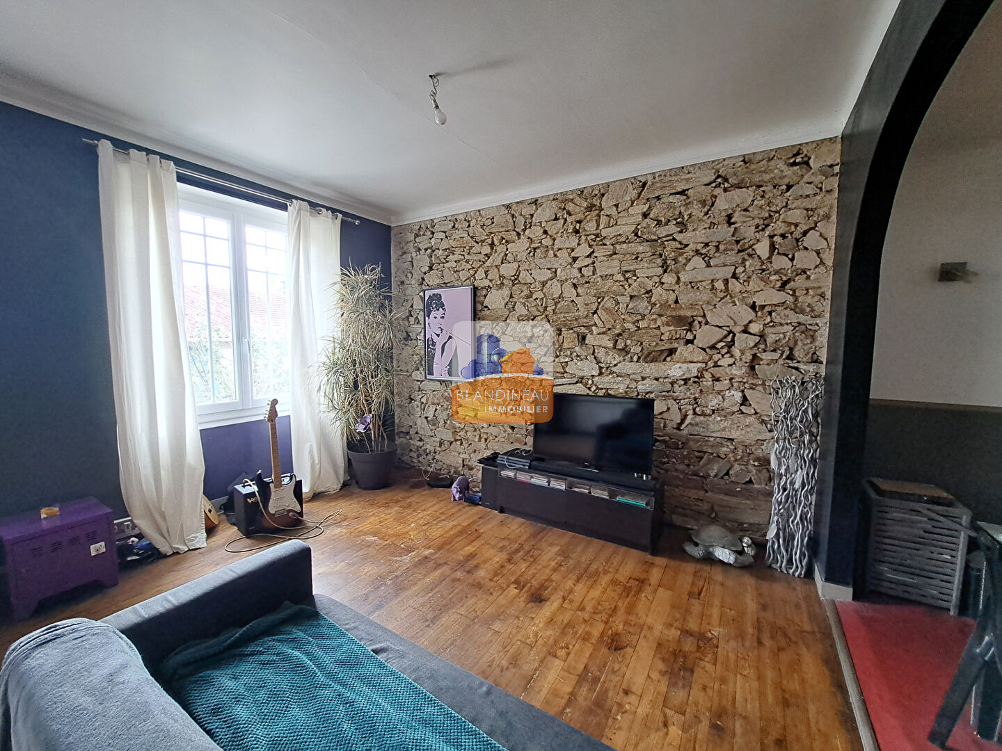Photo LA MONTAGNE, MAISON ANCIENNE 107 m2, 3 CHAMBRES + JARDIN image 6/6