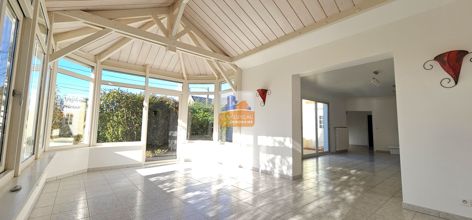 Agence immobilière de Blandineau Immobilier - TRANSACTION  - LA MONTAGNE