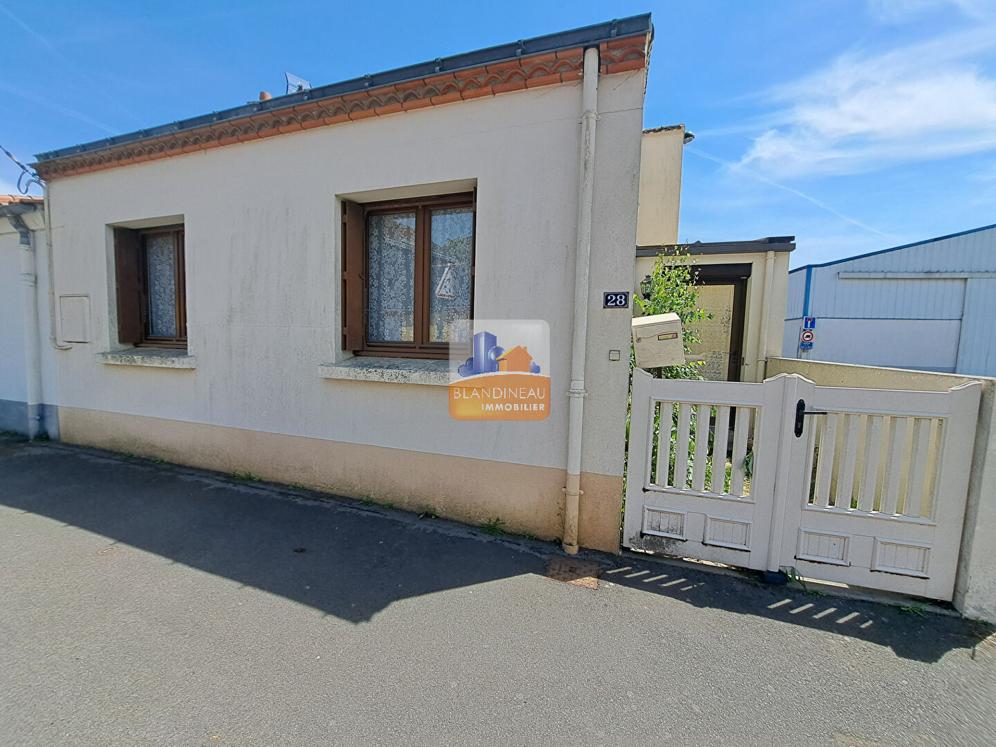 Agence immobilière de Blandineau Immobilier - TRANSACTION  - LA MONTAGNE