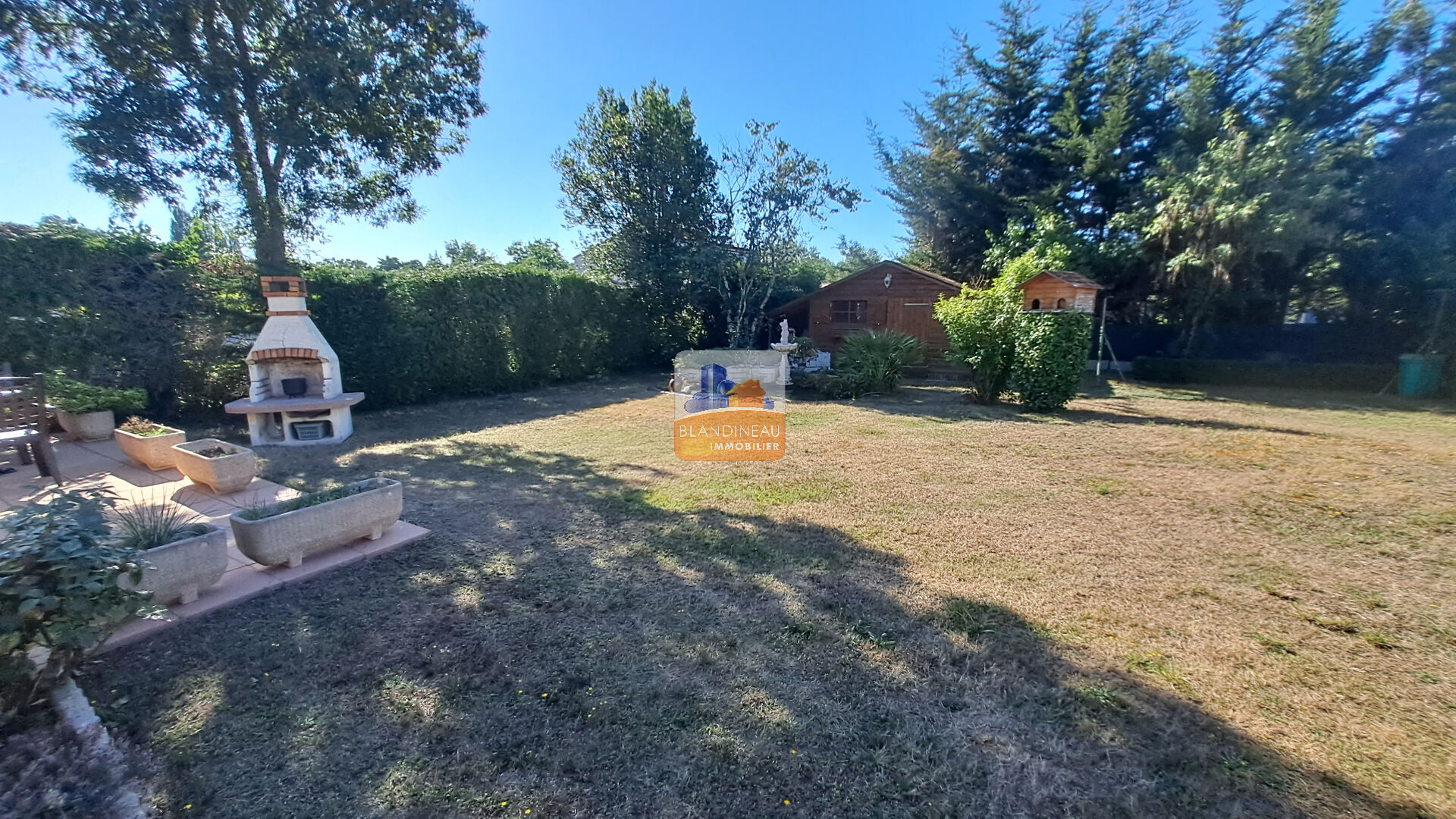 BRAINS, MAISON DE PP,  4 chambres ,113 m2  habitables, terrain de 633 m²