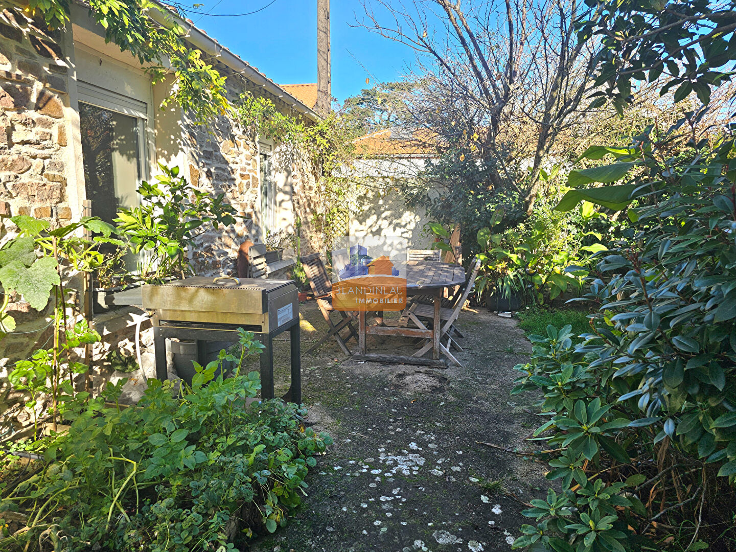 Photo BOUGUENAIS LES COUETS, MAISON PP EN PIERRE 73 m², GARAGE, 2 CHAMBRES + JARDIN image 2/6