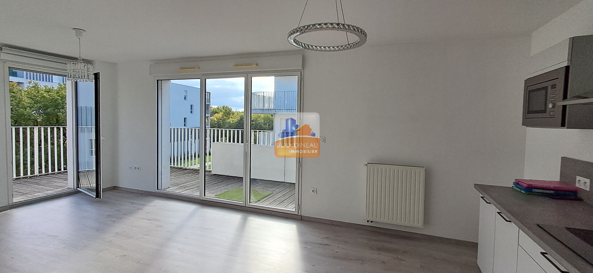 Photo REZE LA JAGUERE - Beau T3 avec terrasse et stationnement image 2/6