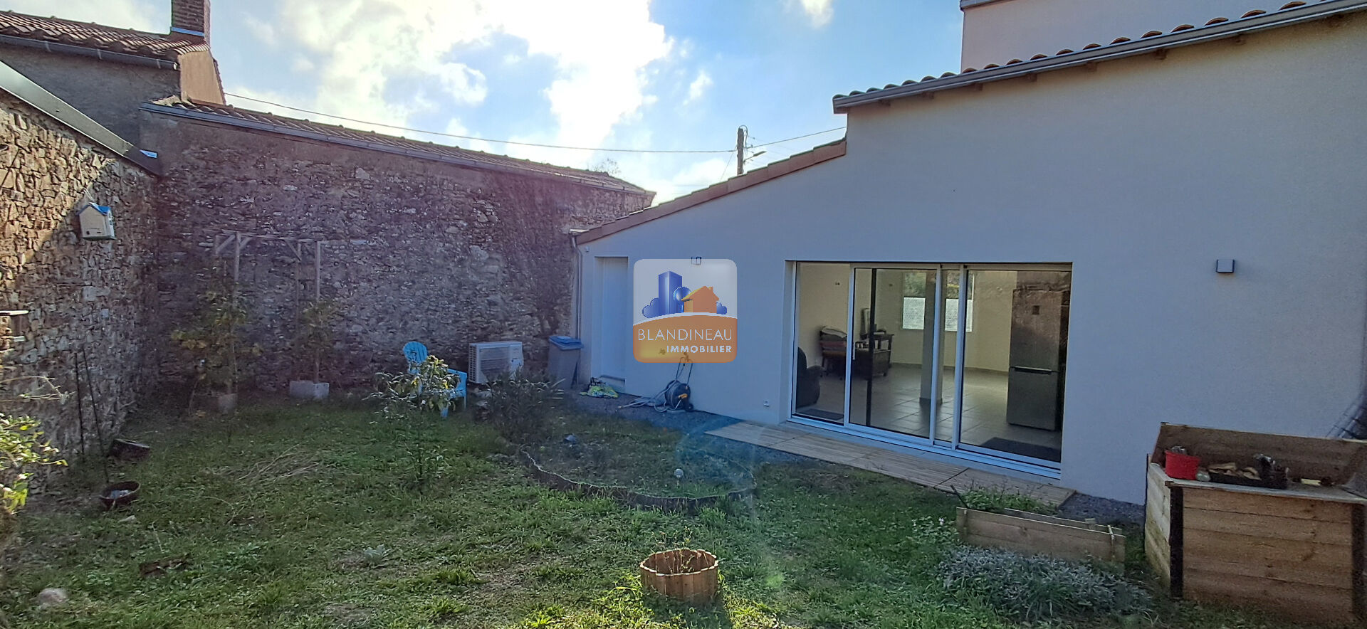 Photo SAINT JEAN DE BOISEAU - Maison 2 chambres, garage et jardin image 1/6