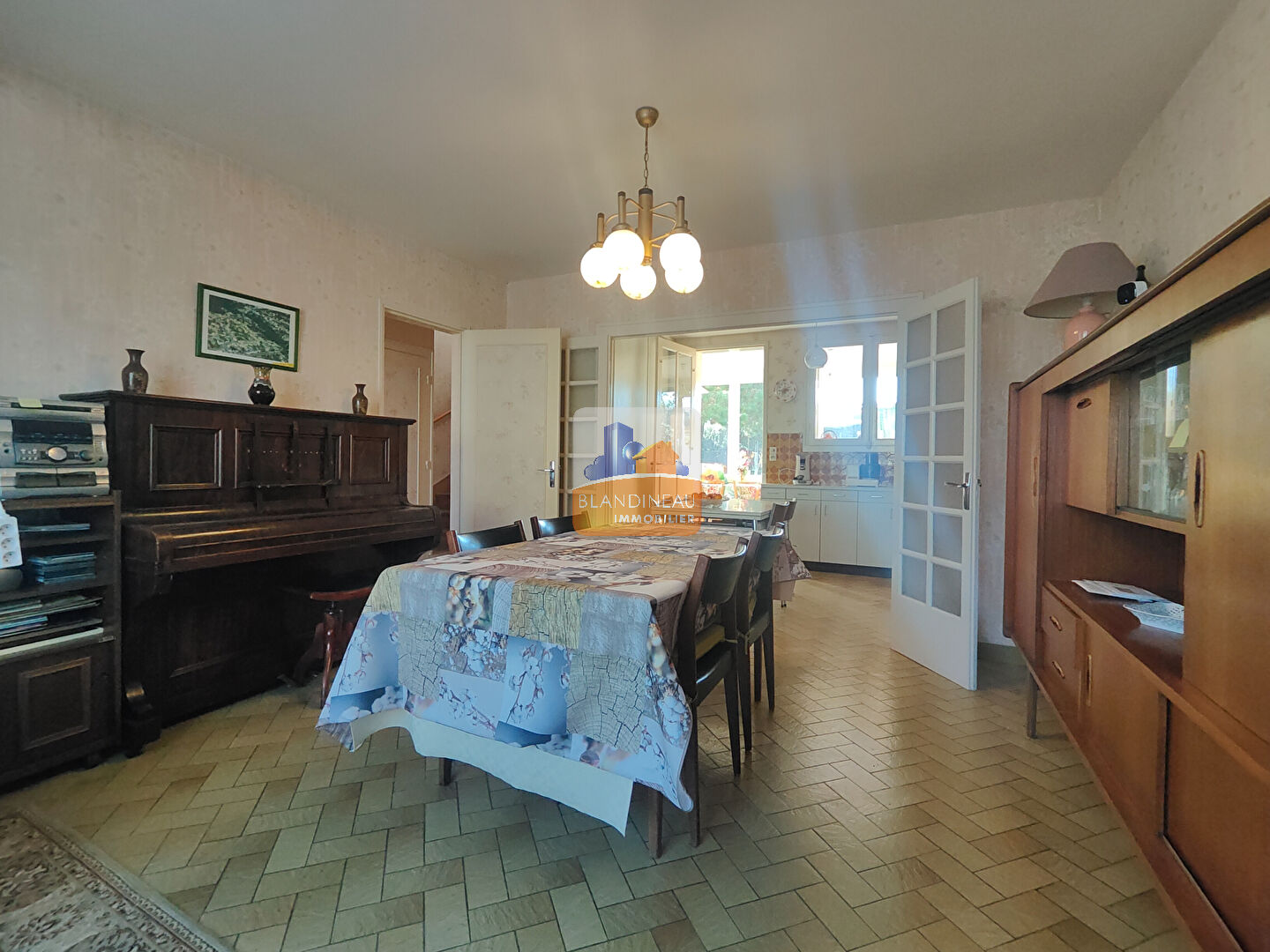 Photo BOUGUENAIS LES COUETS - MAISON 4 CHAMBRES 102.5 m² - 2 GARAGES -  TERRAIN 605m² image 2/6
