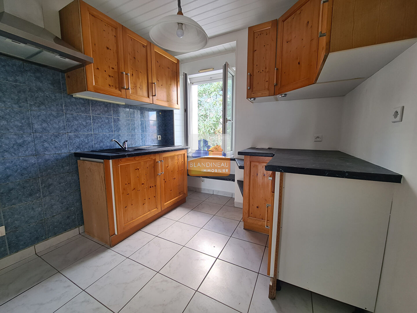 APPARTEMENT T3 - BOURG LA MONTAGNE