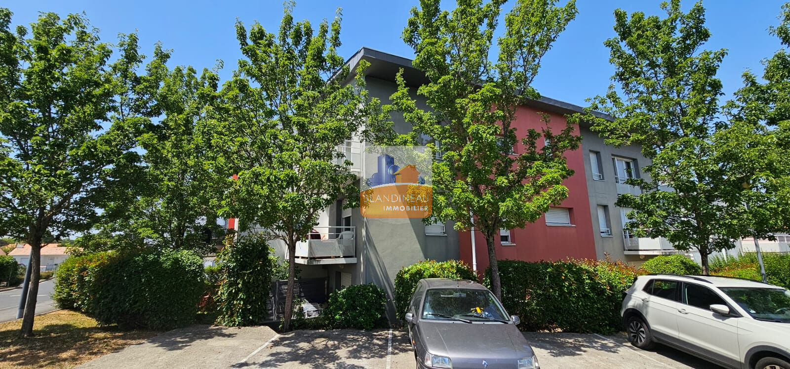 Agence immobilière de Blandineau Immobilier - TRANSACTION  - LA MONTAGNE