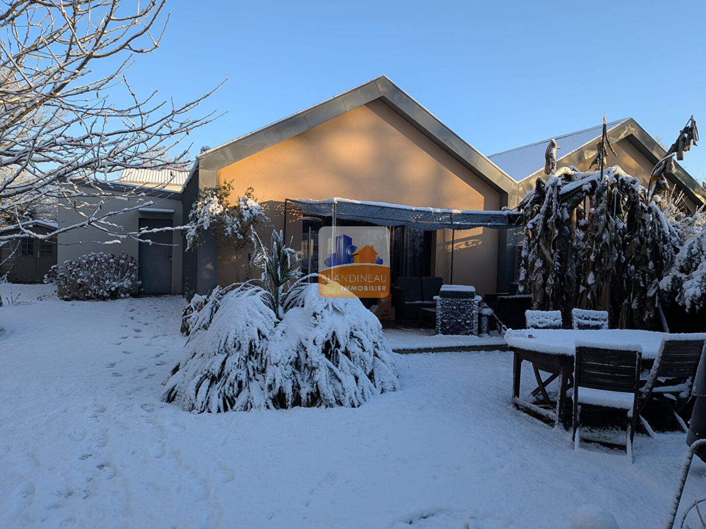 Agence immobilière de Blandineau Immobilier - TRANSACTION  - LA MONTAGNE