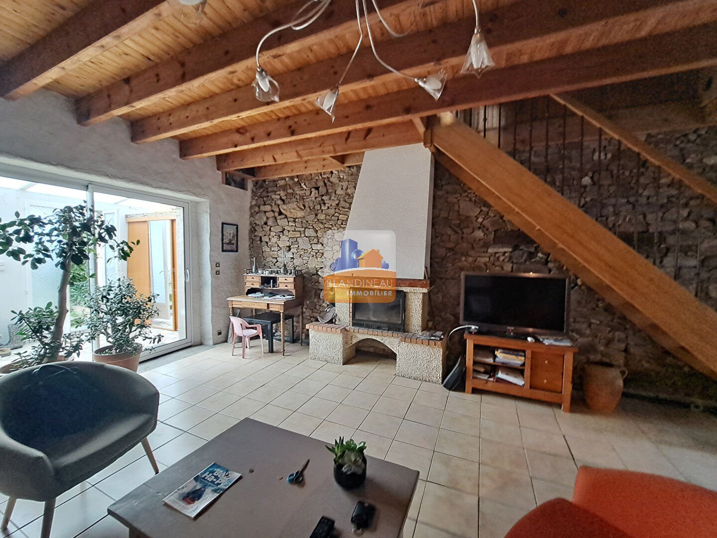 Agence immobilière de Blandineau Immobilier - TRANSACTION  - LA MONTAGNE