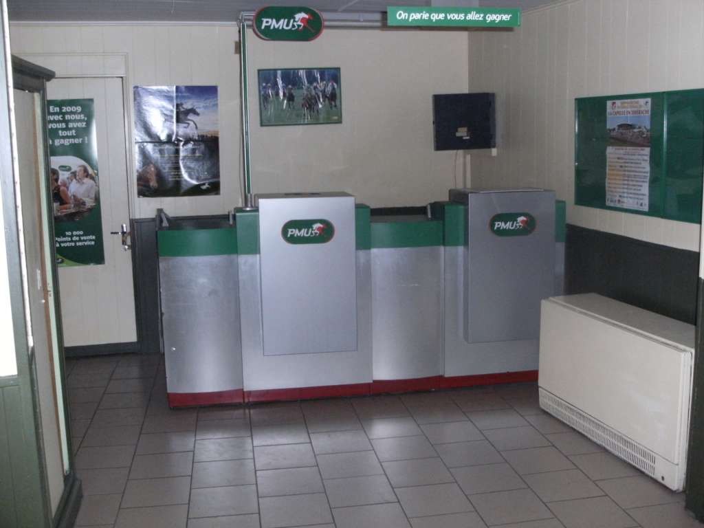 Photo Immeuble Waziers - 11 Pièce(s) image 3/6