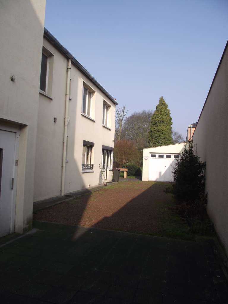 Photo Immeuble De Rapport Henin-beaumont image 1/6