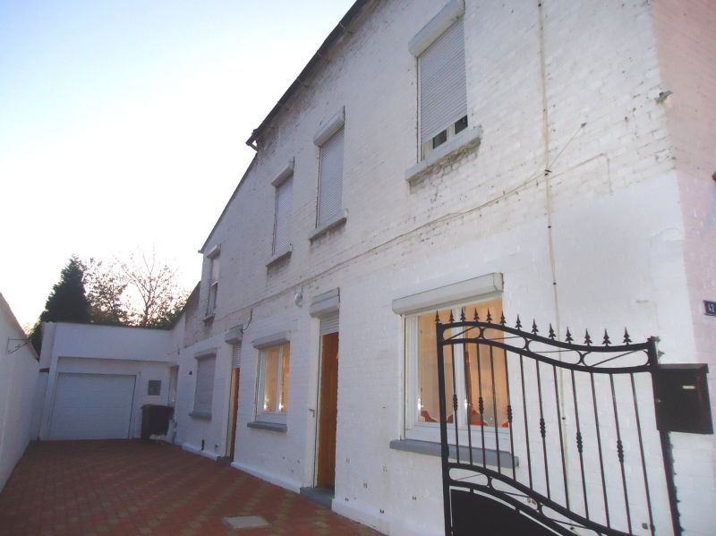 Maison de ville individuelle, Oignies, 4 pièces, 110m²