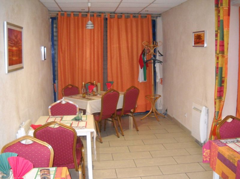 Photo Fonds de commerce Provin 59185 de 85 m2 image 2/4