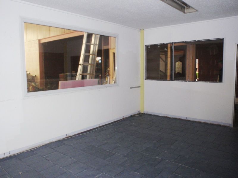 Photo Local d'activités - 3500 m² - Courcelles les Lens image 1/6