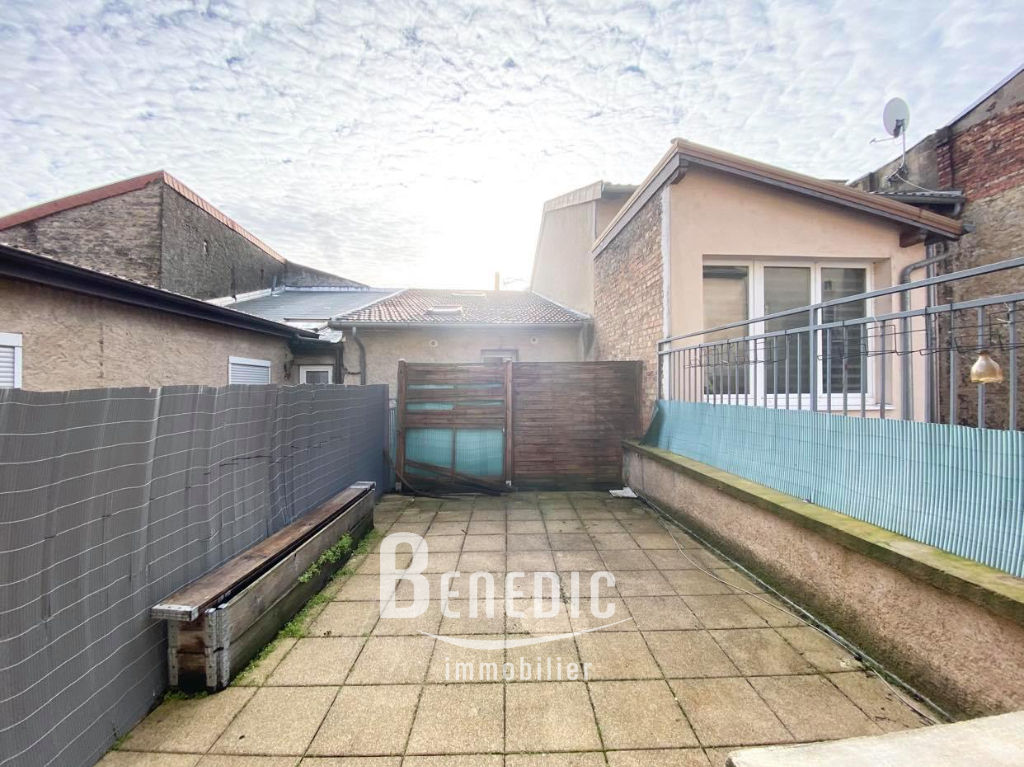 Photo LOCATION F4 BOULAY CUISINE ÉQUIPÉE GARAGE ET TERRASSE image 4/6