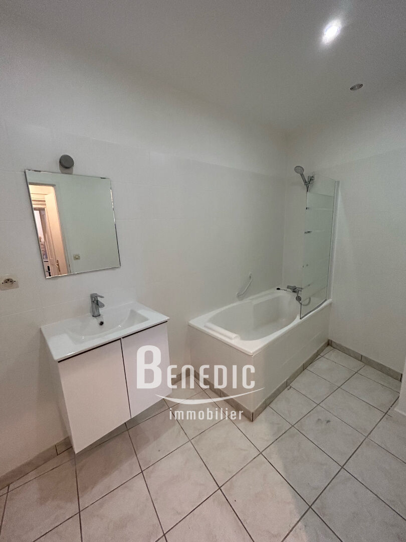 Photo METZ CENTRE Location F1bis dans résidence ancienne image 2/6