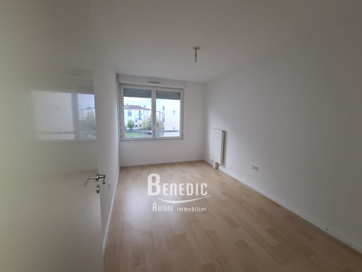 Photo Appartement T3 balcon et parking - Résidence FONTENO PARK image 3/6